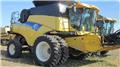 New Holland CR 9070, 2008, Combine Harvesters